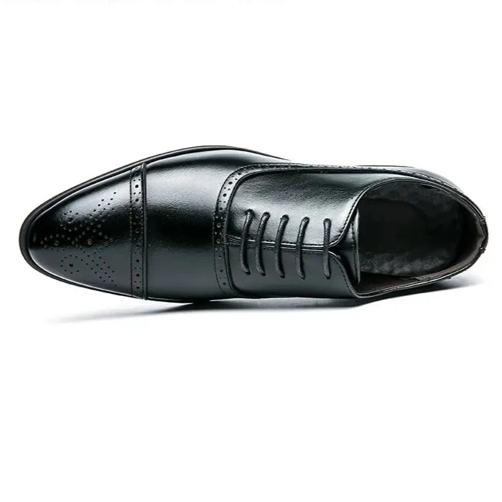 Zapatos Oxford de hombre estilo retro con cordones y diseño tallado